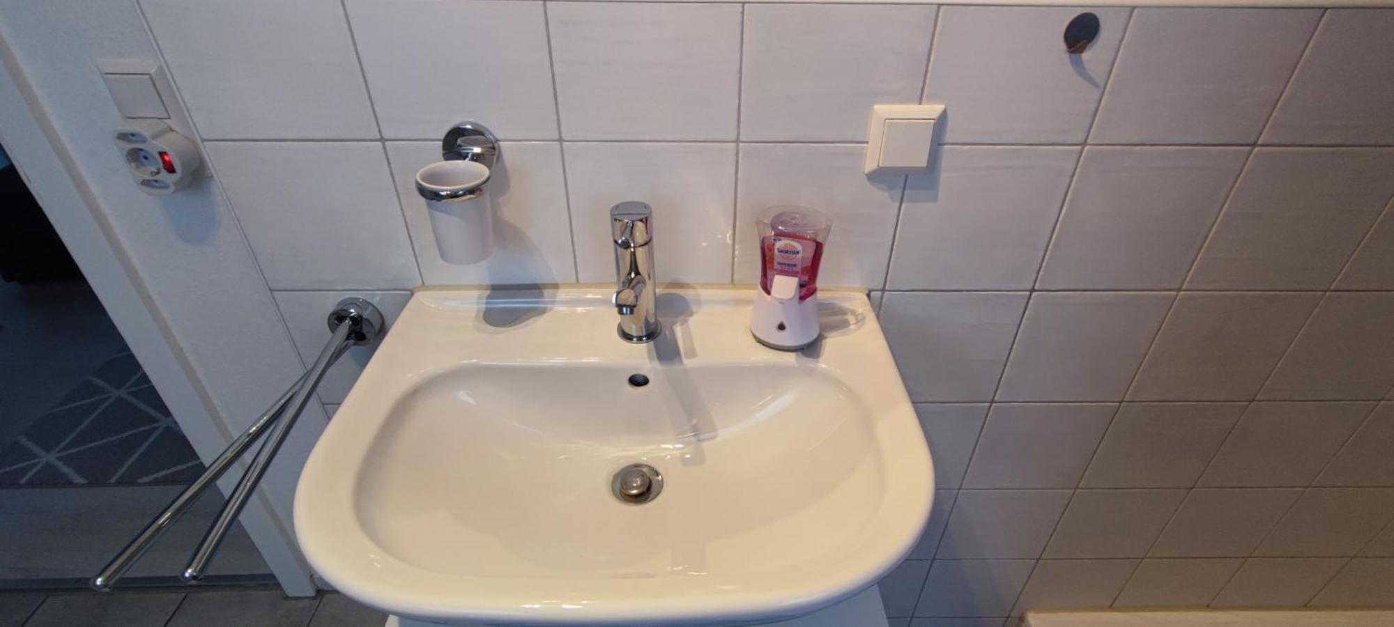 Antony Home Ferienwohnung Ostrach Екстер'єр фото